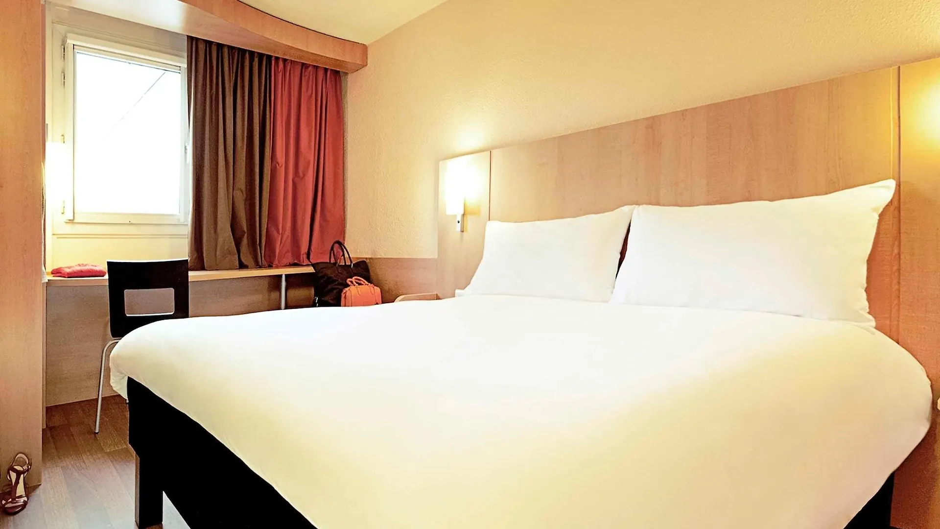 ***  Ibis Hotel Brussels Expo Atomium Jette Belgia